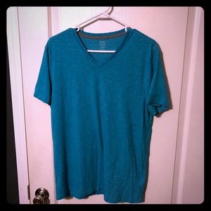Old navy v neck T-shirt